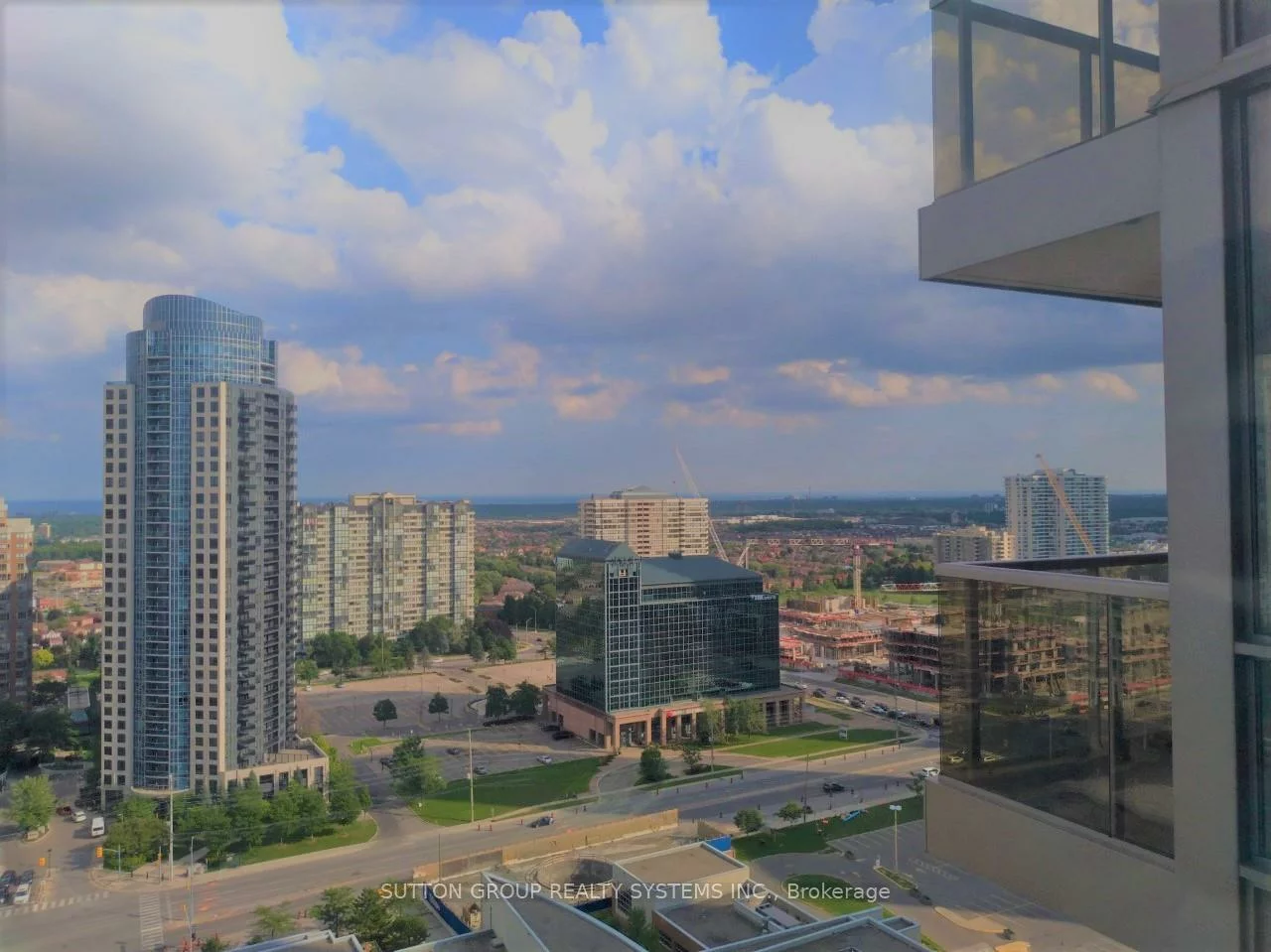 4080, Living Arts, City Centre, Mississauga