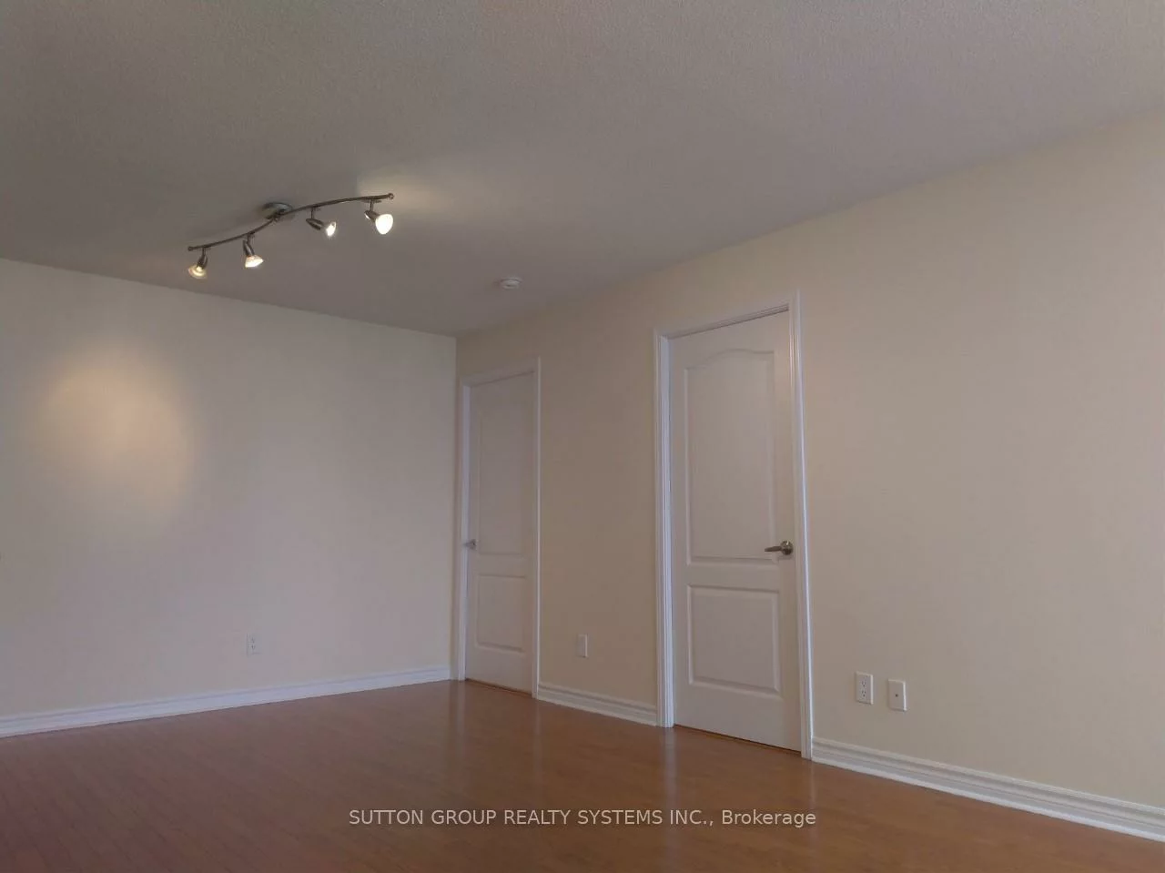 4080, Living Arts, City Centre, Mississauga