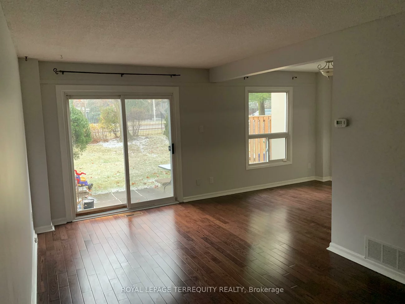 1180, Mississ Vly, Mississauga Valleys, Mississauga