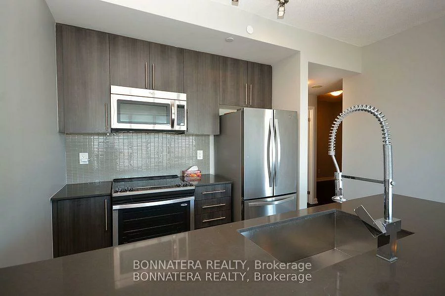 4011, Brickstone, City Centre, Mississauga