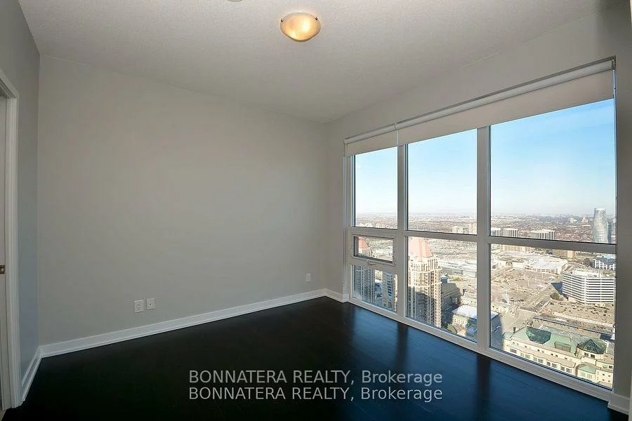 4011, Brickstone, City Centre, Mississauga