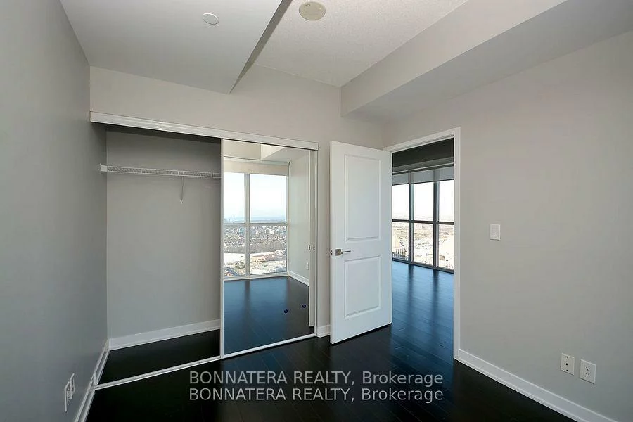 4011, Brickstone, City Centre, Mississauga