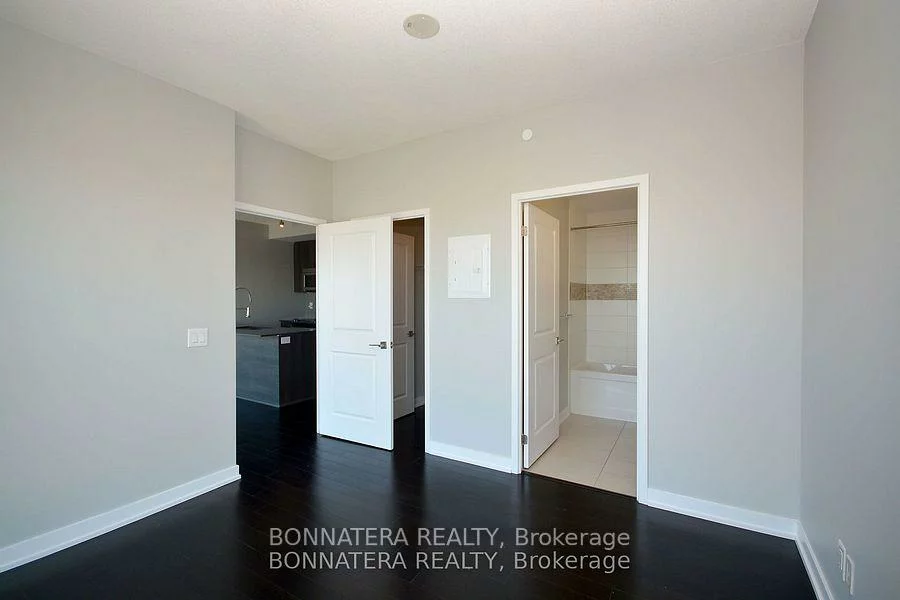 4011, Brickstone, City Centre, Mississauga