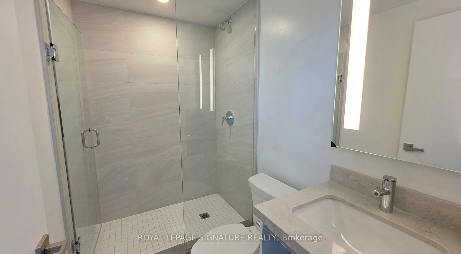 4015, The Exchange, City Centre, Mississauga