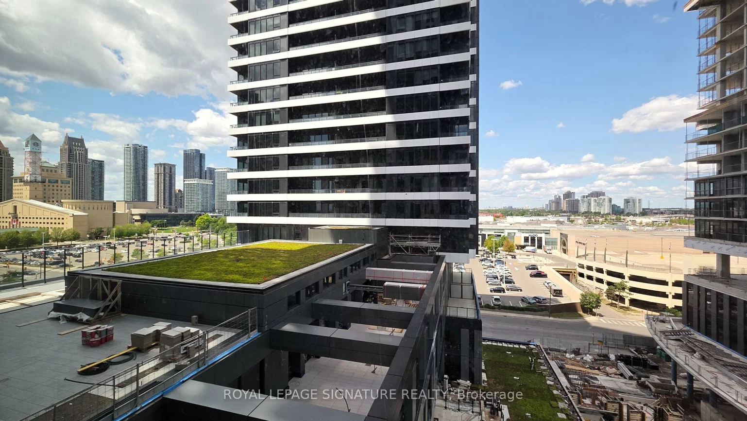 4015, The Exchange, City Centre, Mississauga