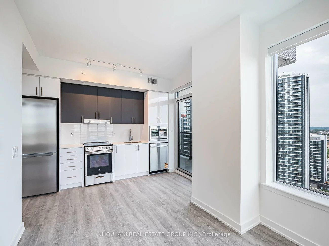 5105, Hurontario, Hurontario, Mississauga