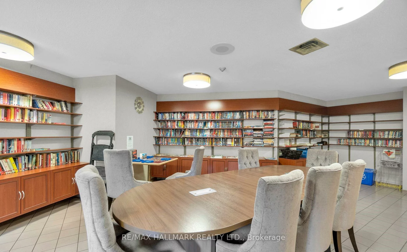 55, Kingsbridge Garden, Hurontario, Mississauga