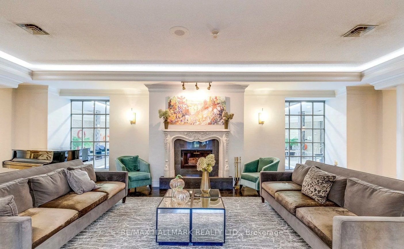 55, Kingsbridge Garden, Hurontario, Mississauga