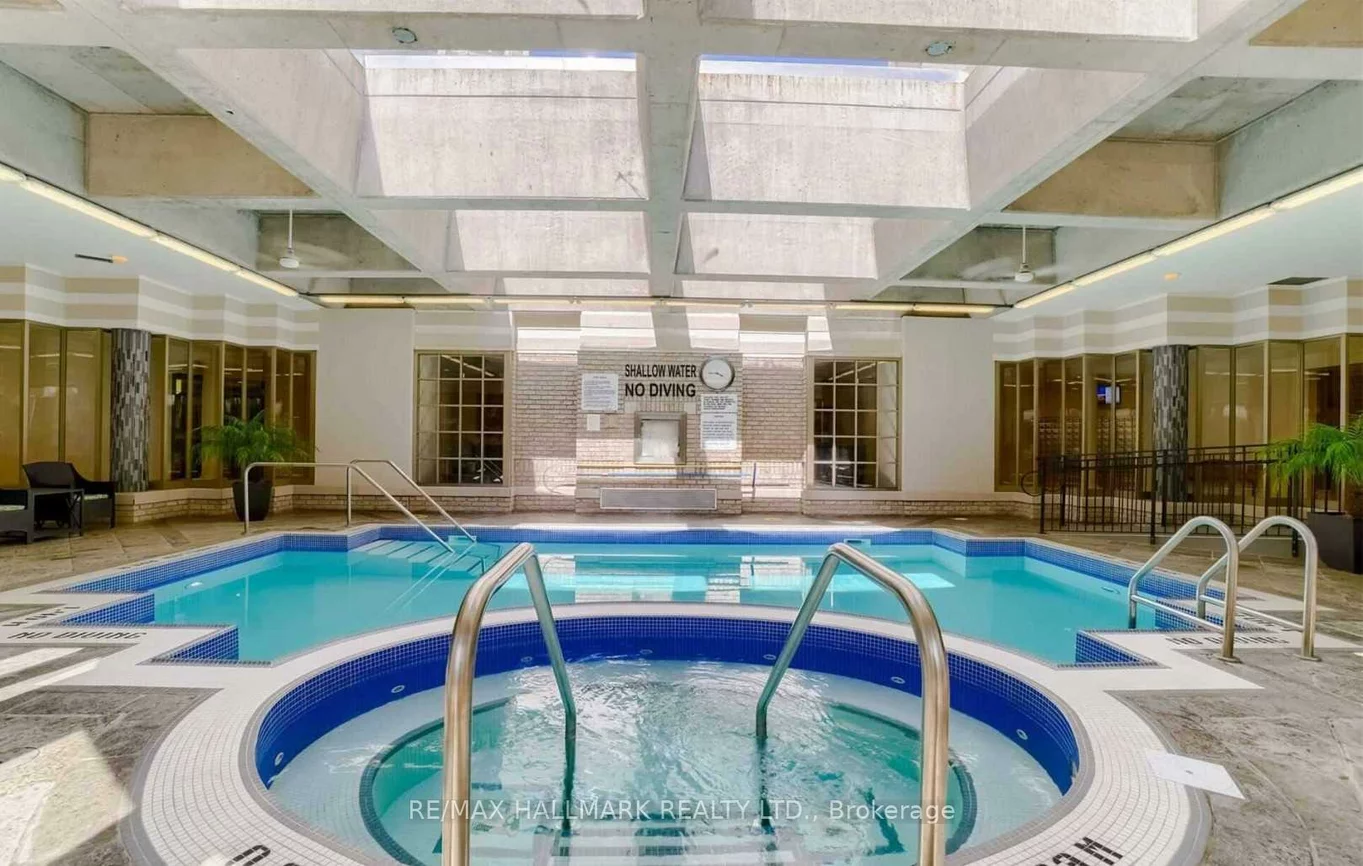 55, Kingsbridge Garden, Hurontario, Mississauga