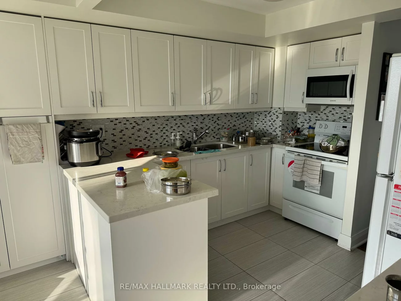 55, Kingsbridge Garden, Hurontario, Mississauga