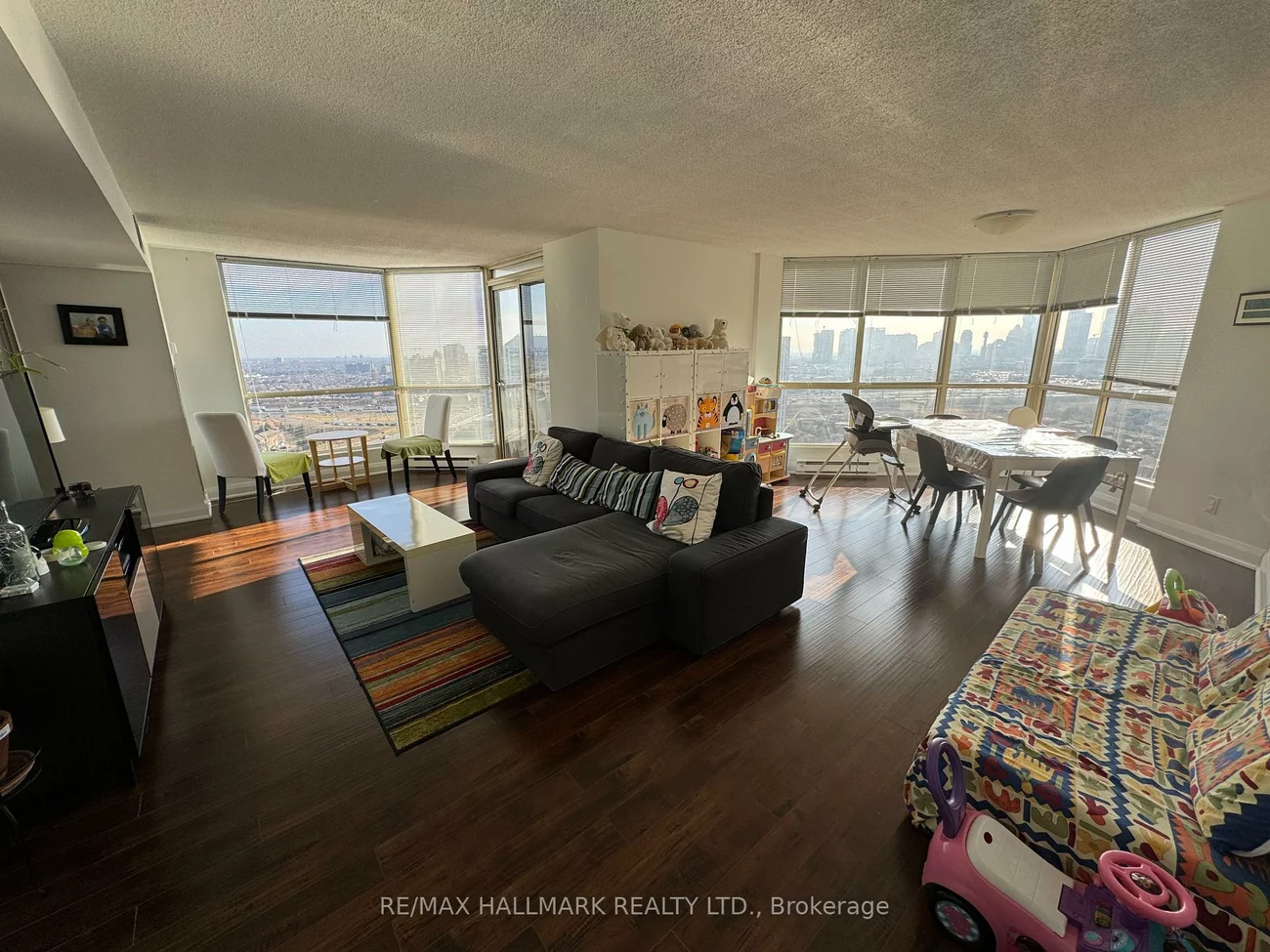 55, Kingsbridge Garden, Hurontario, Mississauga