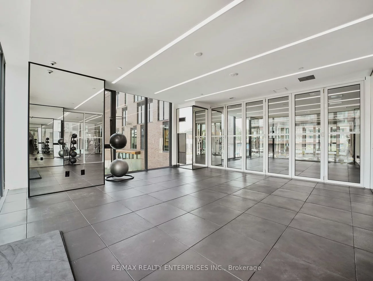 215, LAKESHORE, Port Credit, Mississauga