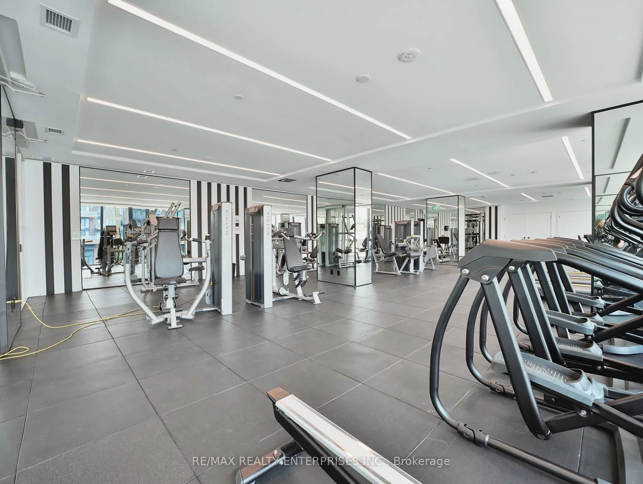215, LAKESHORE, Port Credit, Mississauga