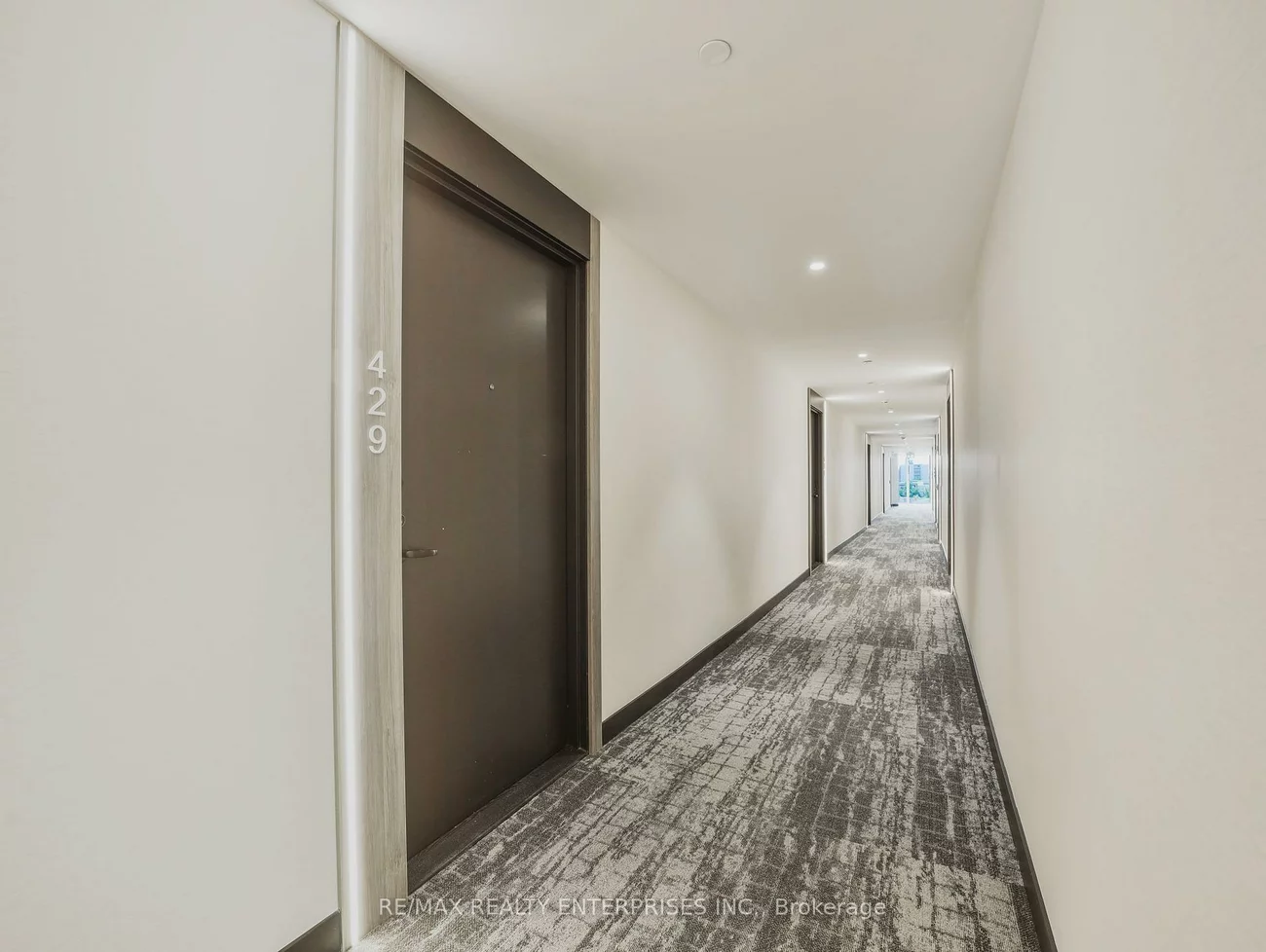 215, LAKESHORE, Port Credit, Mississauga