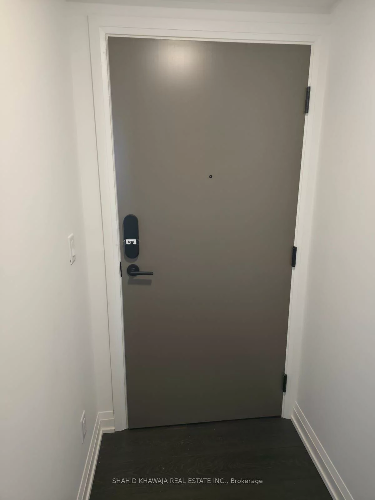 4015, The Exchange, City Centre, Mississauga