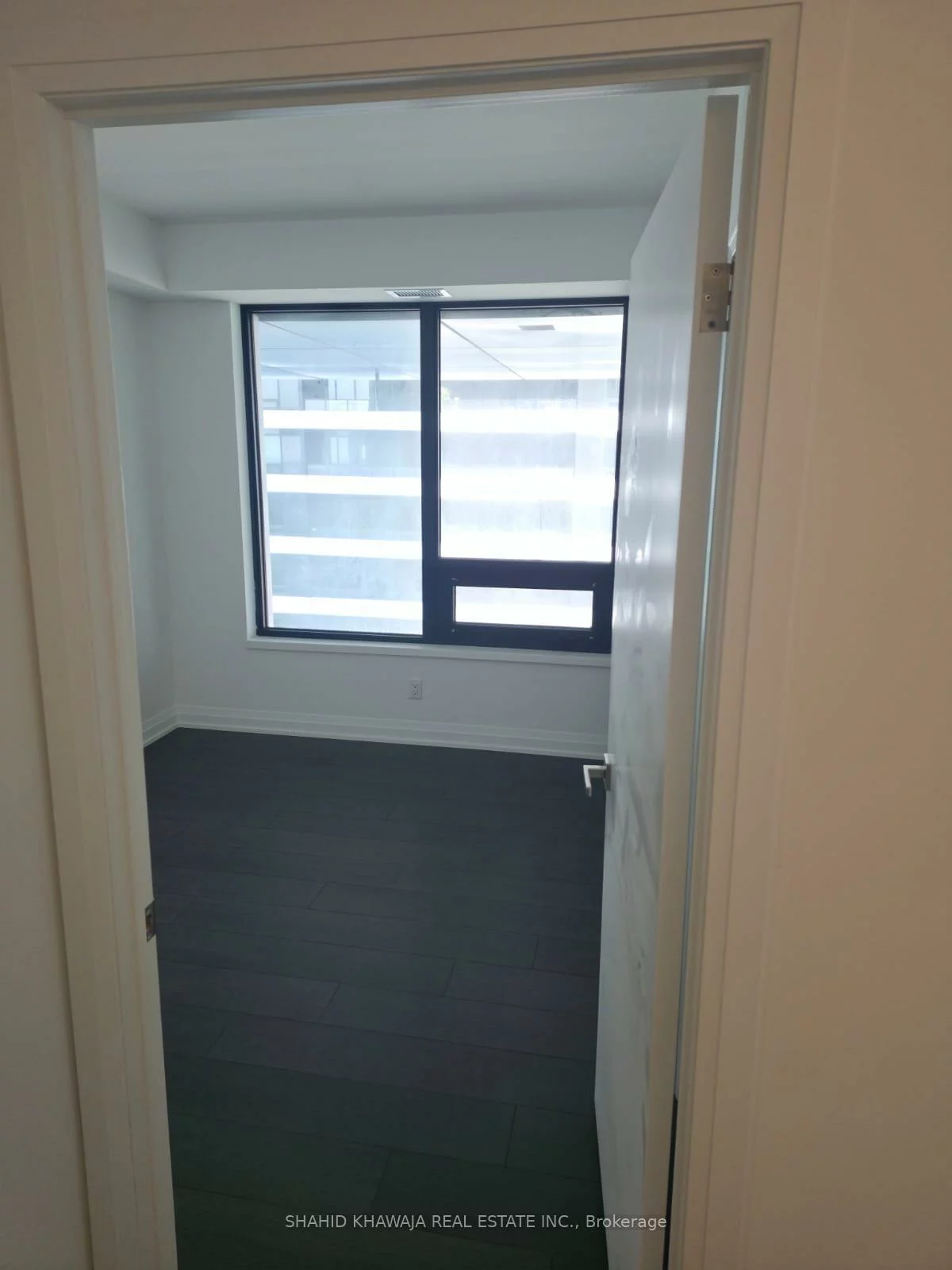 4015, The Exchange, City Centre, Mississauga