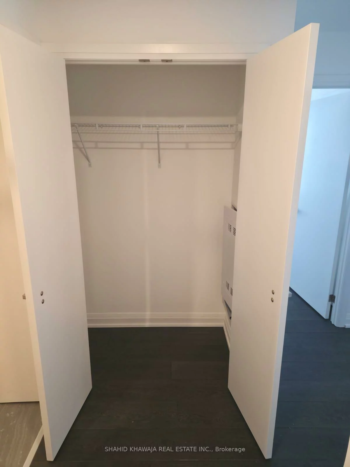 4015, The Exchange, City Centre, Mississauga