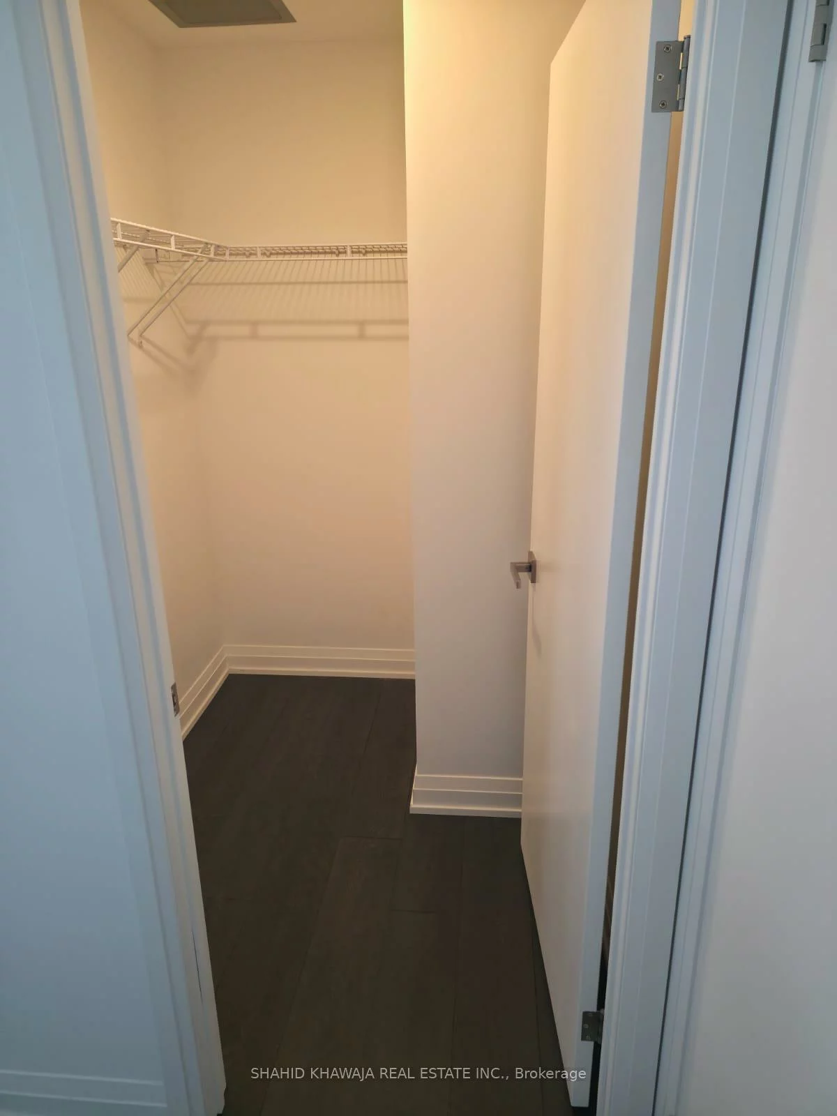 4015, The Exchange, City Centre, Mississauga