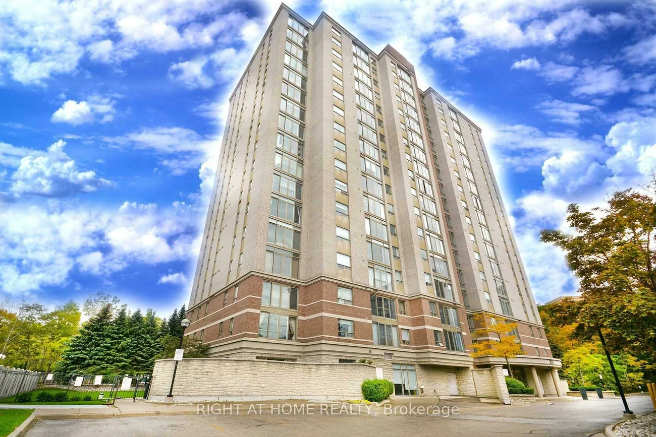 200, Burnhamthorpe, City Centre, Mississauga