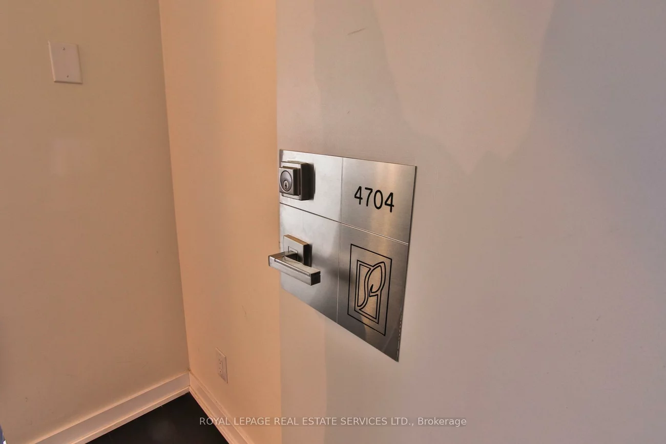 4011, Brickstone, City Centre, Mississauga