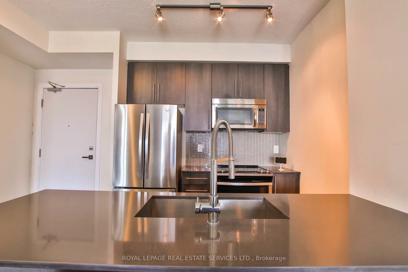 4011, Brickstone, City Centre, Mississauga