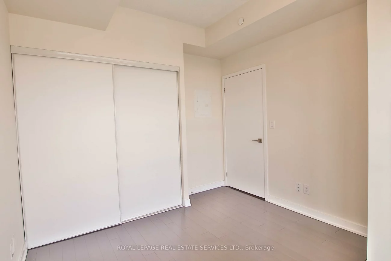 4011, Brickstone, City Centre, Mississauga
