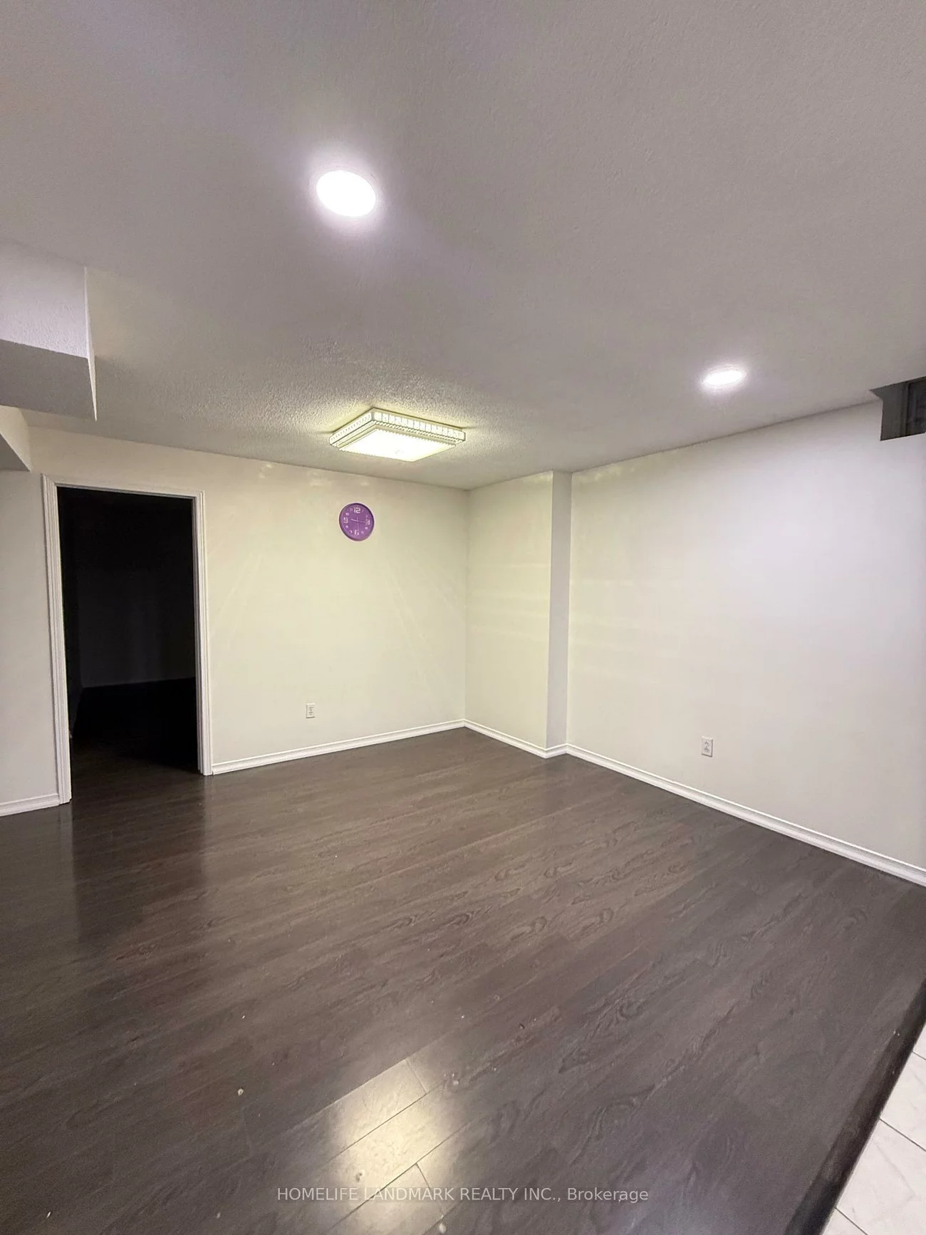 5932, Hemingway, Central Erin Mills, Mississauga