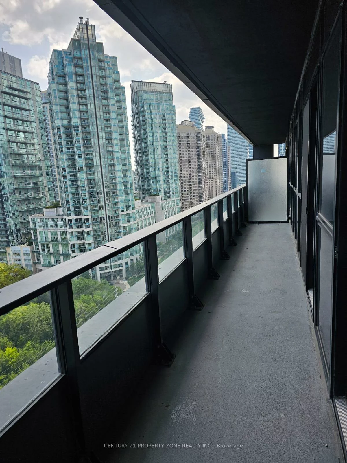 4015, The Exchange, City Centre, Mississauga