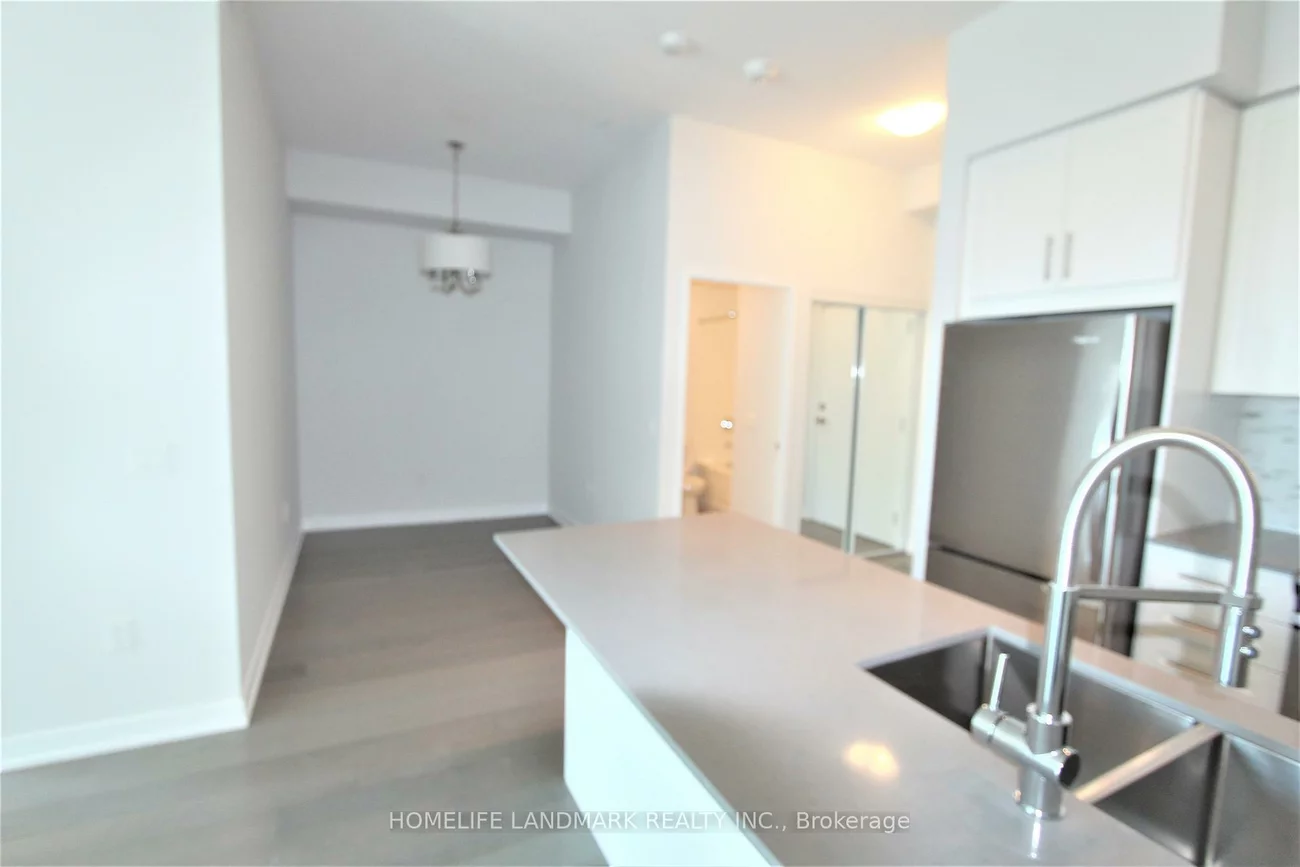 4055, Parkside Village, City Centre, Mississauga