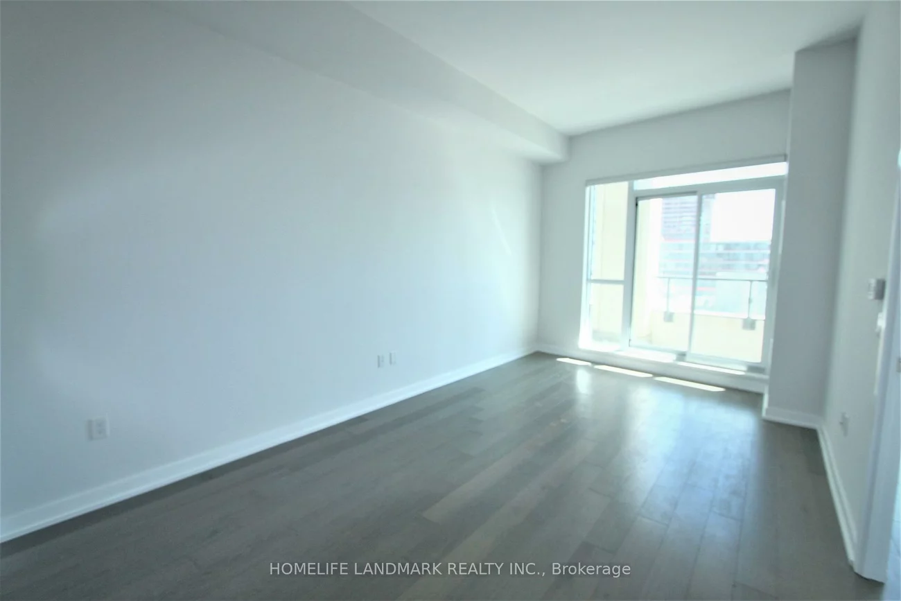 4055, Parkside Village, City Centre, Mississauga