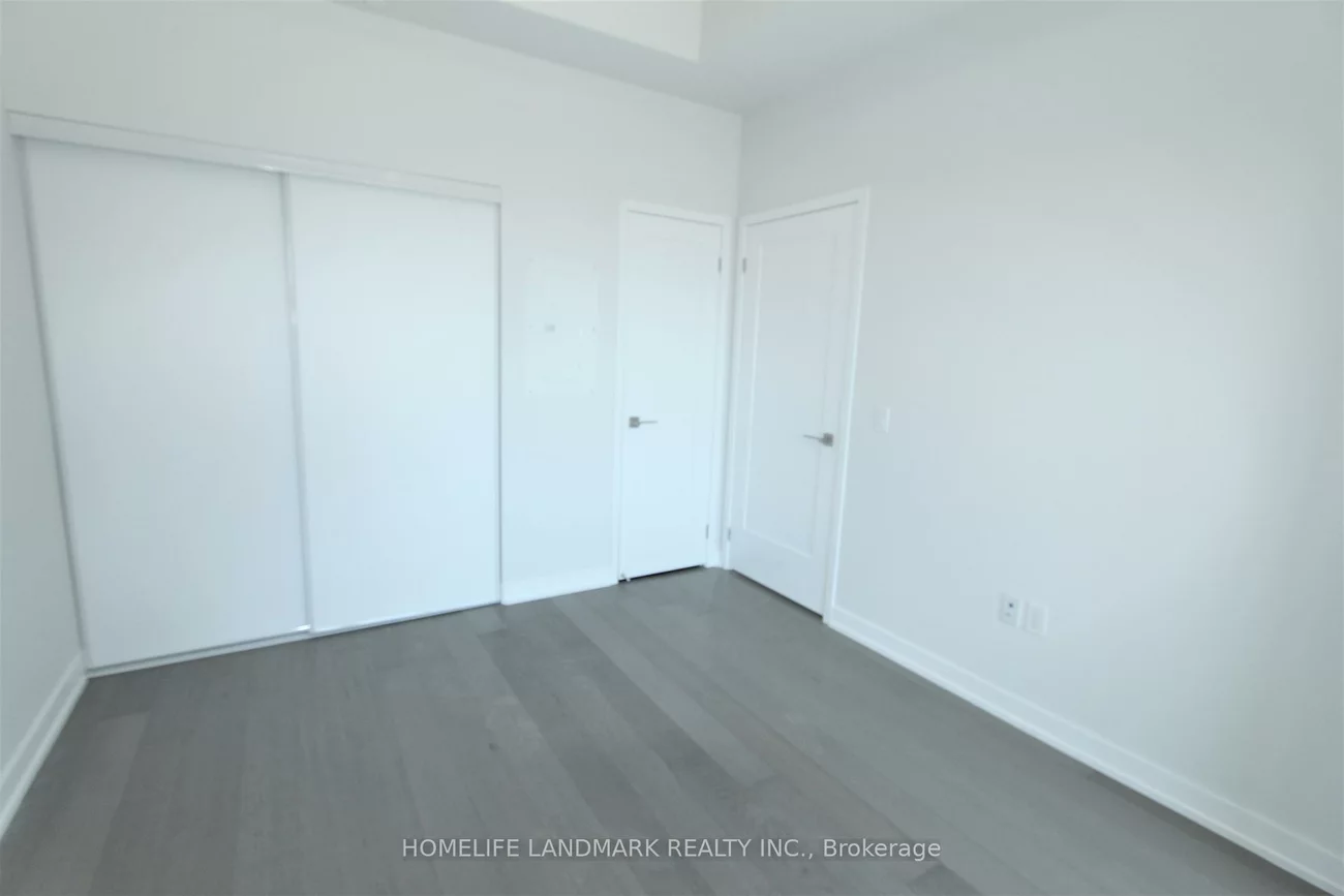 4055, Parkside Village, City Centre, Mississauga
