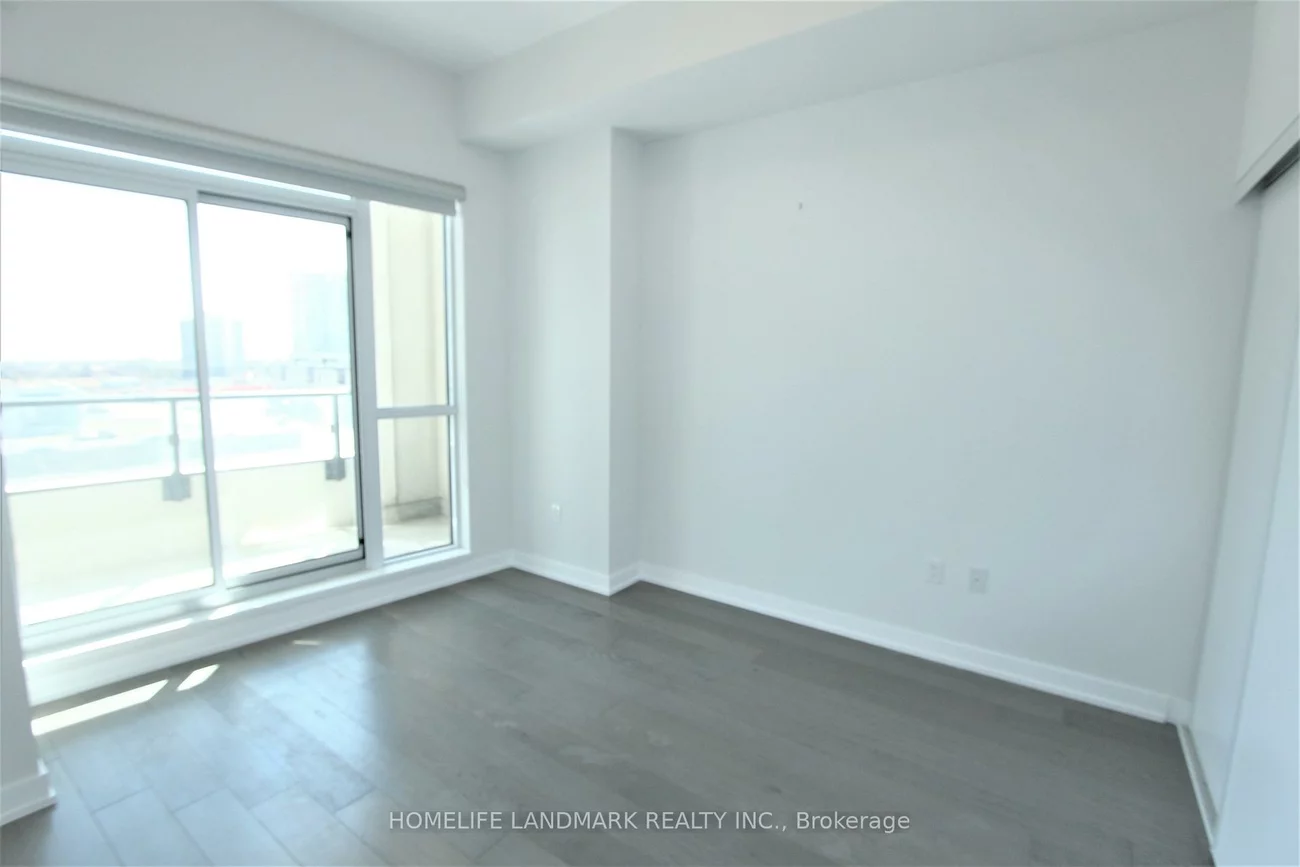 4055, Parkside Village, City Centre, Mississauga