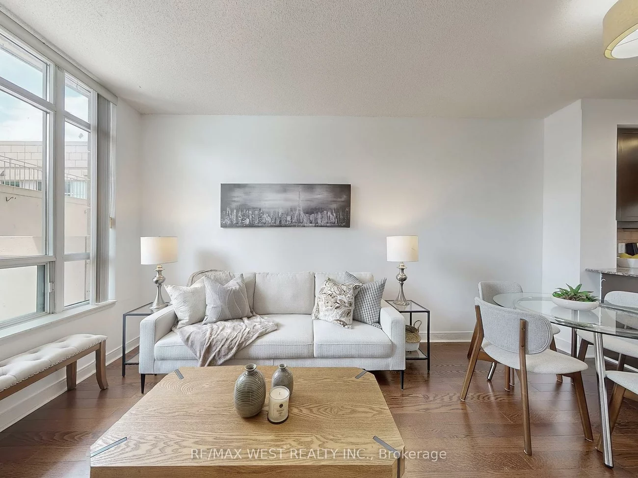 80, Absolute, City Centre, Mississauga