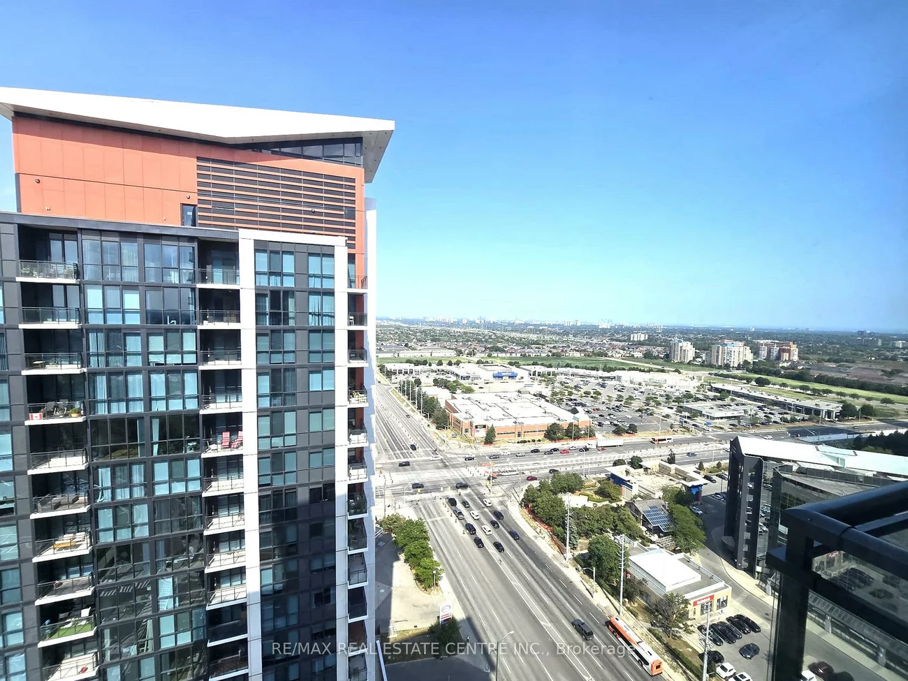 75, Eglinton, Hurontario, Mississauga
