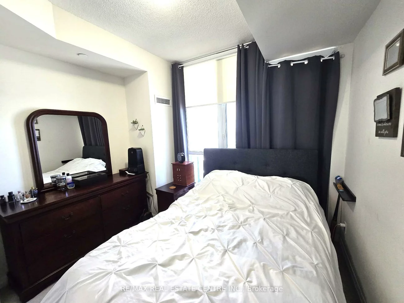 75, Eglinton, Hurontario, Mississauga