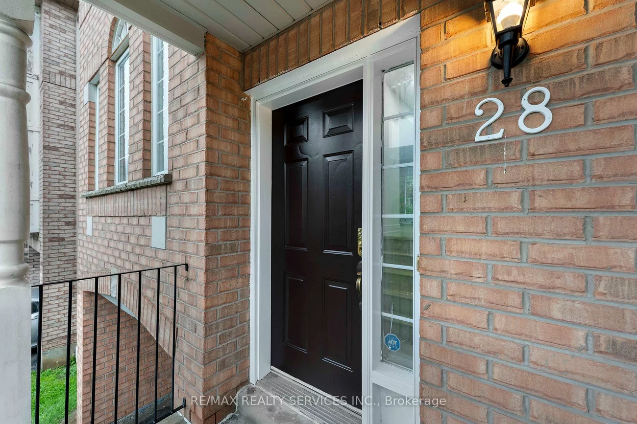 80, Acorn, Hurontario, Mississauga