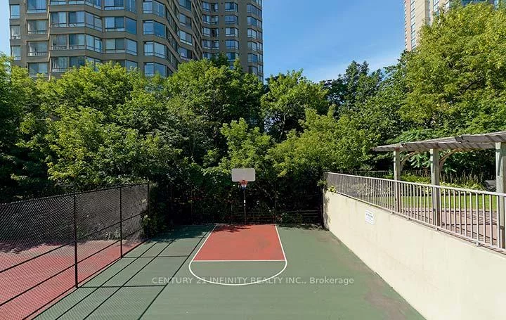 156, Enfield, City Centre, Mississauga