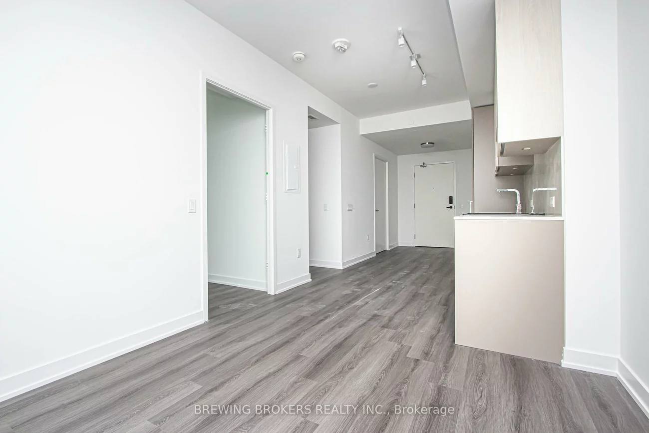 3883, Quartz, City Centre, Mississauga