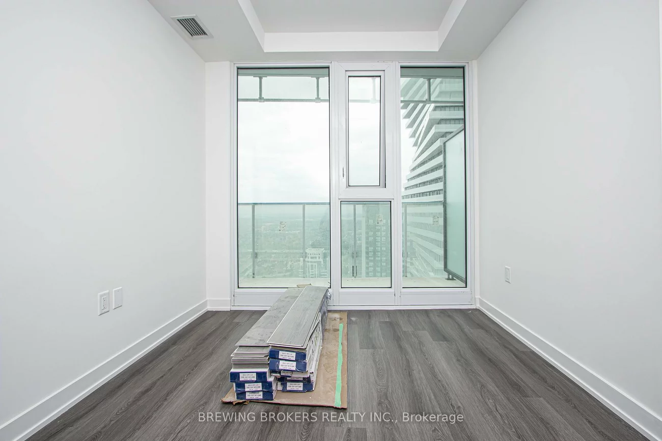 3883, Quartz, City Centre, Mississauga