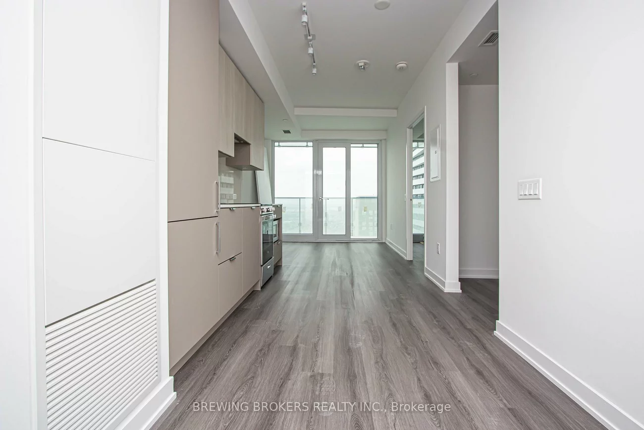 3883, Quartz, City Centre, Mississauga
