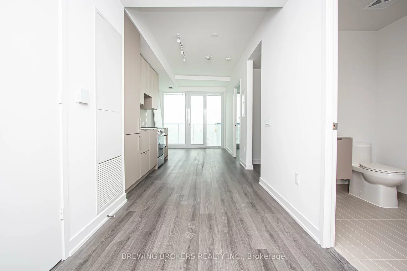 3883, Quartz, City Centre, Mississauga
