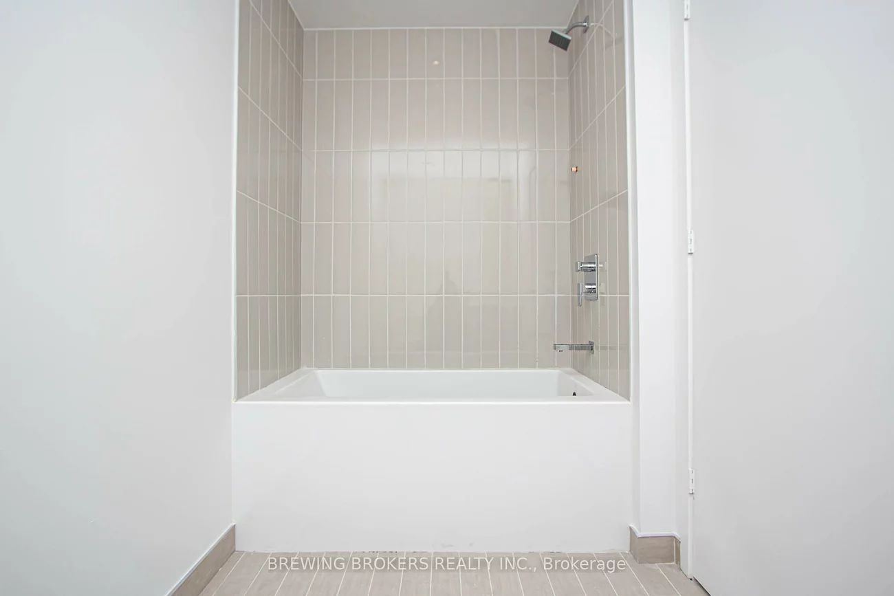 3883, Quartz, City Centre, Mississauga