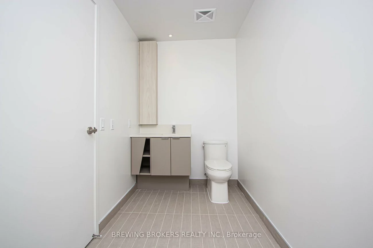 3883, Quartz, City Centre, Mississauga
