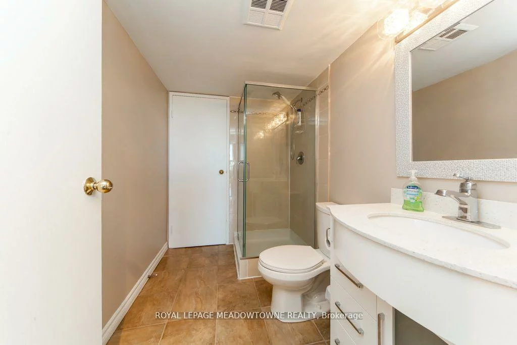 35, Trailwood, Hurontario, Mississauga