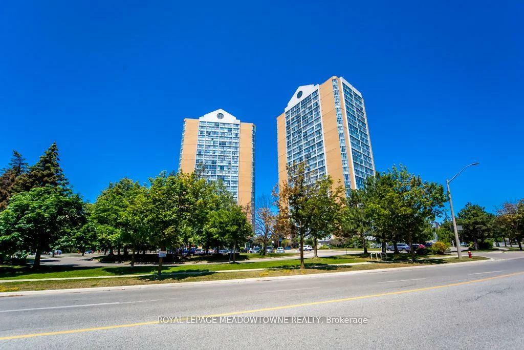 35, Trailwood, Hurontario, Mississauga
