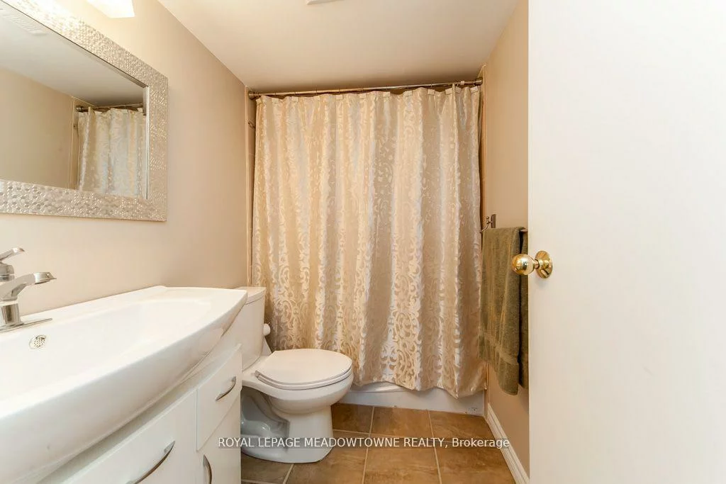 35, Trailwood, Hurontario, Mississauga