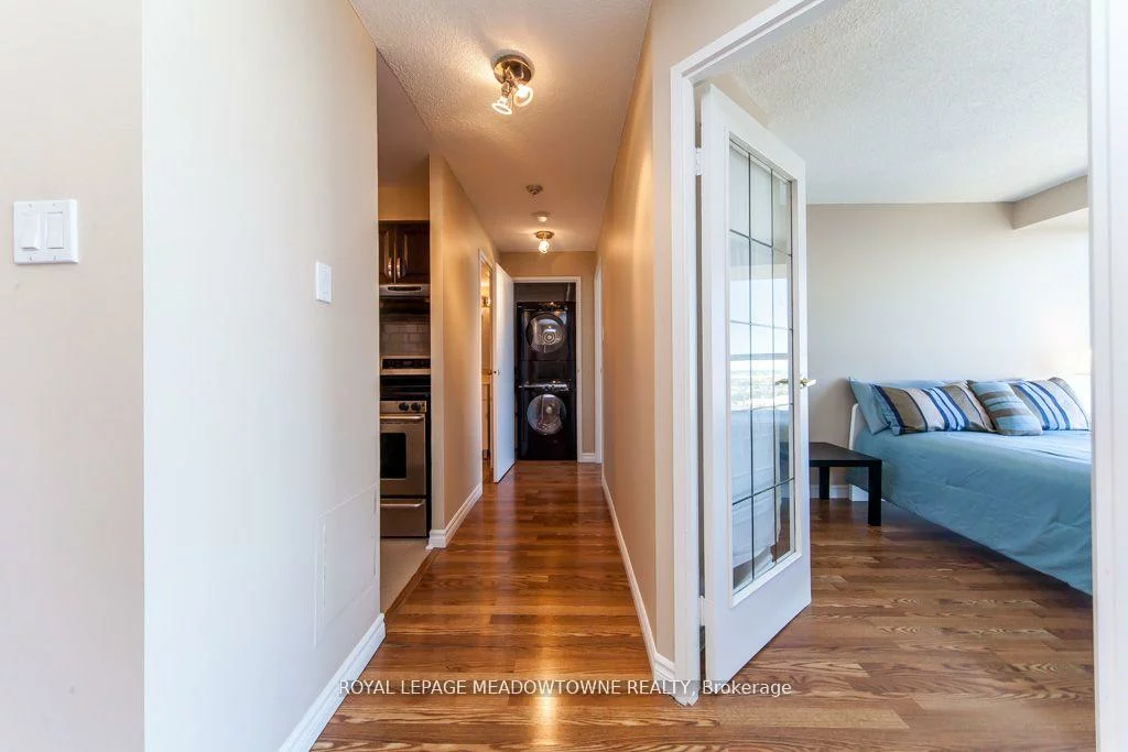 35, Trailwood, Hurontario, Mississauga