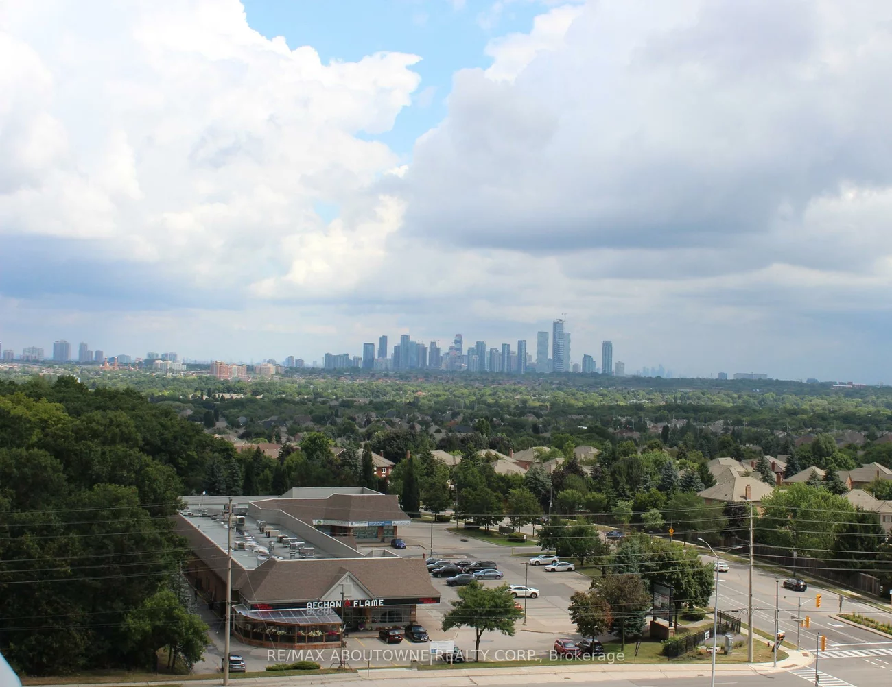 2565, Erin Centre, Central Erin Mills, Mississauga
