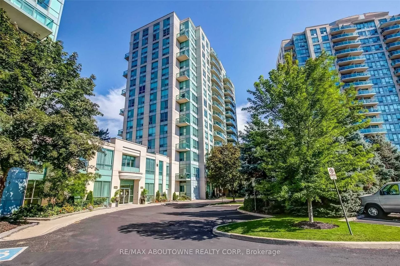 2565, Erin Centre, Central Erin Mills, Mississauga
