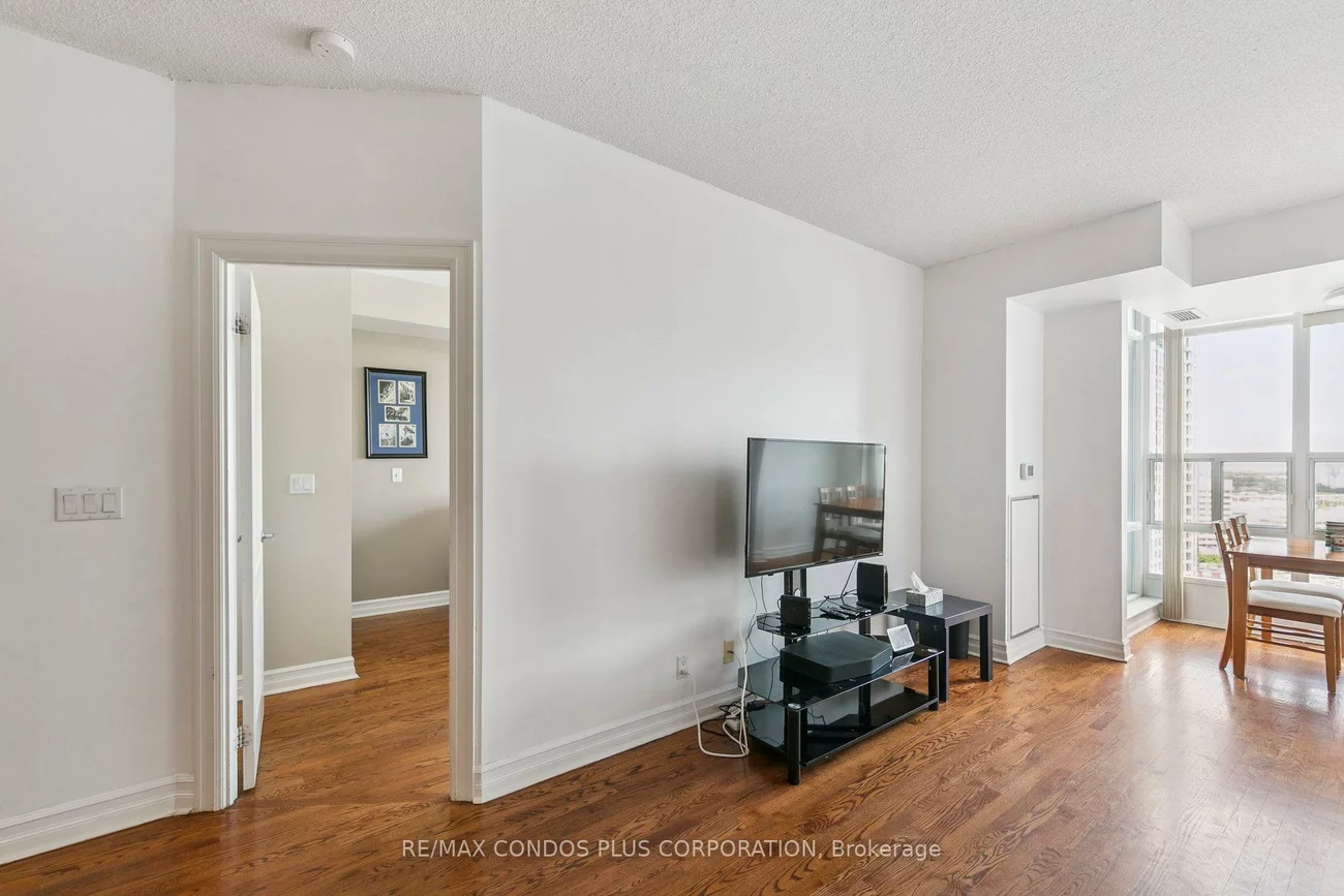 1, Elm, City Centre, Mississauga